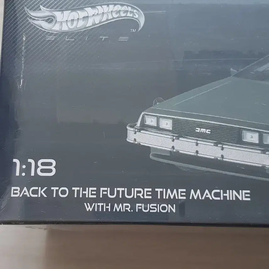 [BUNJANG] Hot Wheels Elite Back to the Future DeLorean Time Machine 1:18 Scale Diecast / 핫휠 정품 엘리트 드로리안 Back to teh Future 1:18