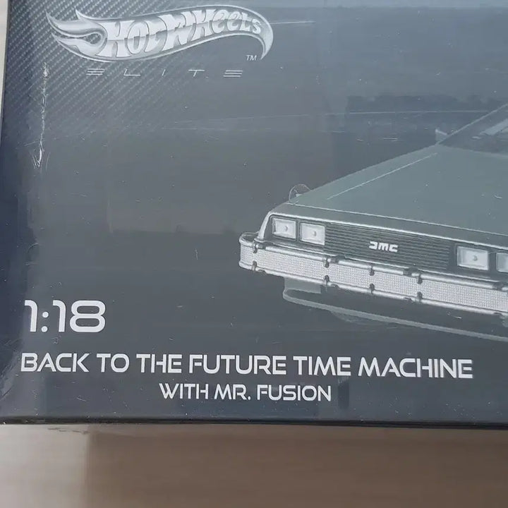 [BUNJANG] Hot Wheels Elite Back to the Future DeLorean Time Machine 1:18 Scale Diecast / 핫휠 정품 엘리트 드로리안 Back to teh Future 1:18
