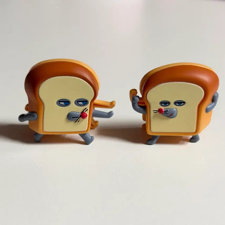 [BUNJANG] Bread Thief Clip Gacha Set (2 Pieces) / 빵도둑 집게 가챠 2개 세트