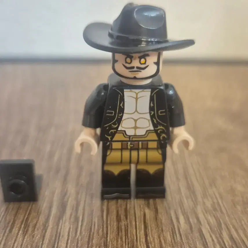 [BUNJANG] LEGO One Piece Mihawk Minifigure / 레고 원피스 미호크 미니피규어