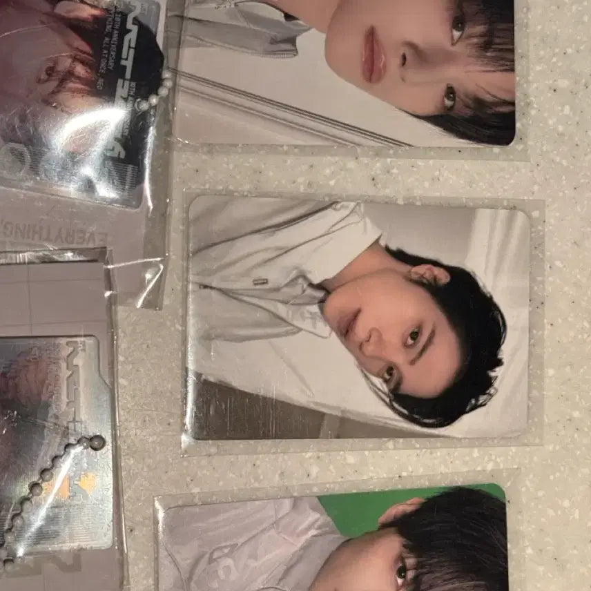 [SOLD OUT] 네오그라운드 5만원 포카 웨이션브이 양양 쿤 일괄양도