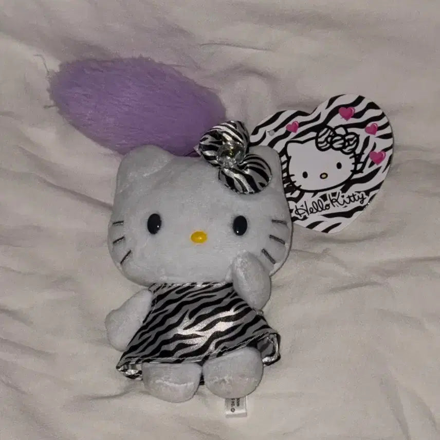 [BUNJANG] Hello Kitty Gyaru Zebra Kitty Plush Keychain / 헬로키티 갸루키티 지브라 키티 인형 키링