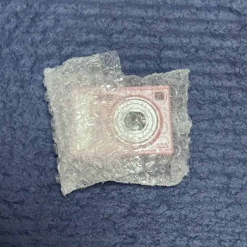 [BUNJANG] Pink Mini Camera Gachapon Toy / 카메라 가챠 핑크색 미니