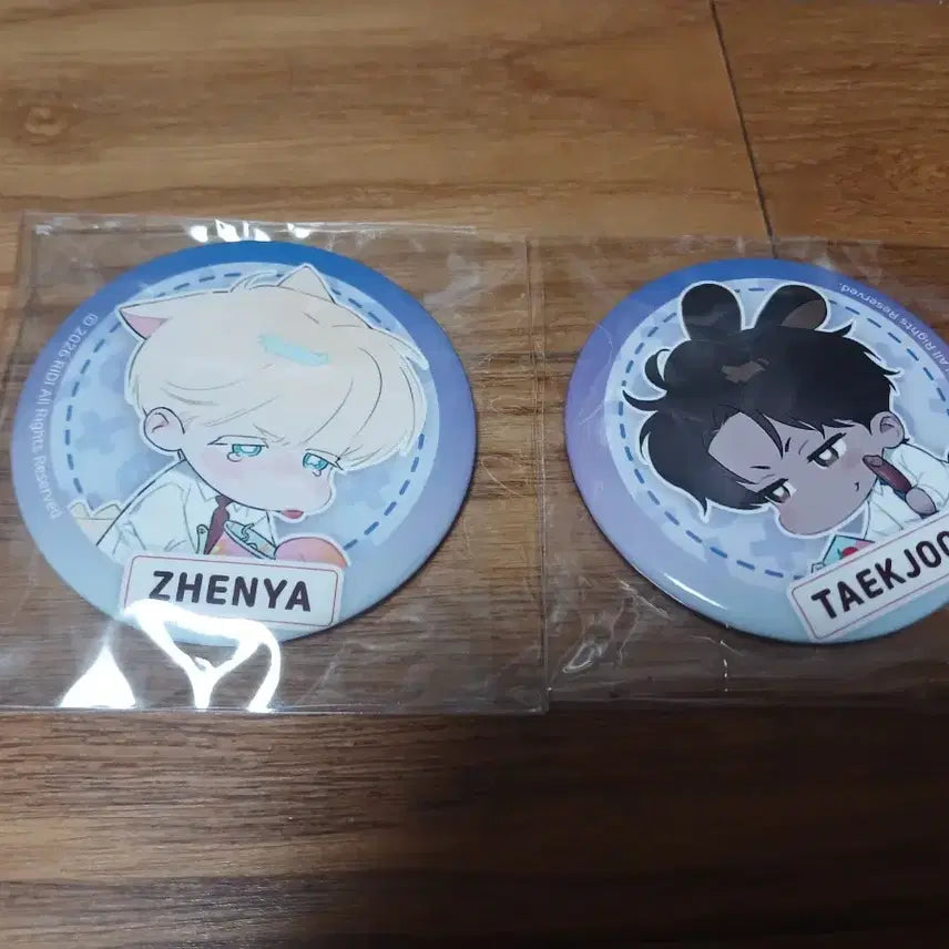 [BUNJANG] Code Anaa Beyond Fantasy Pop-up Random Can Badge Set (Jenya, Taekju) / 코드아나 비욘드 판타지트 팝업 랜덤 캔뱃지 제냐 택주 세트 일괄 양도