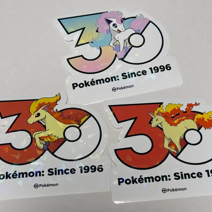 [BUNJANG] Pokemon 30th Anniversary Sticker Ponyta Galarian Ponyta Rapidash / <포켓몬스터 30주년 스티커> 포니타 가라르포니타 날쌩마