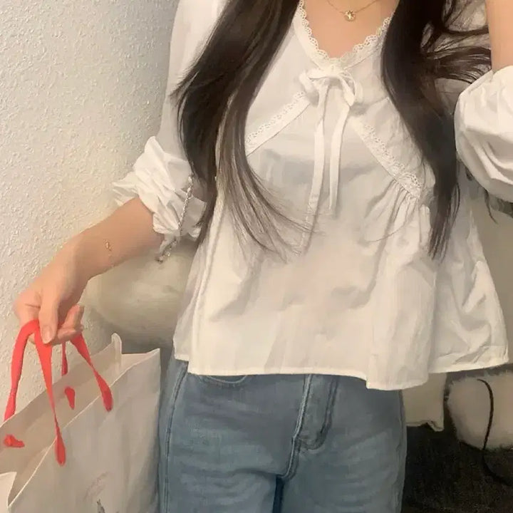 [BUNJANG] White Lace Ribbon Blouse / 레이스 리본 블라우스 화이트 긴팔