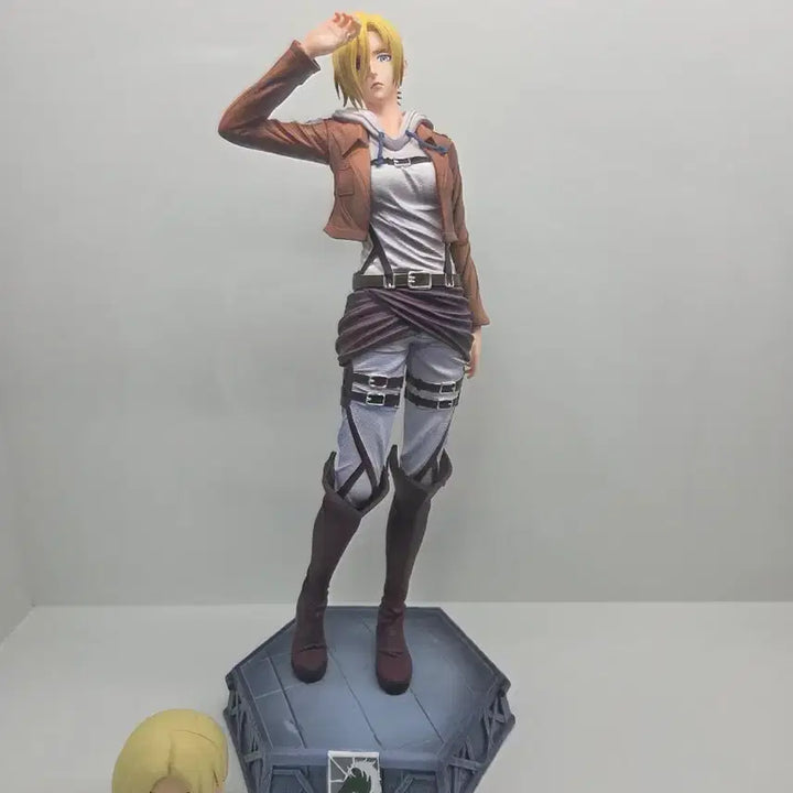 [BUNJANG] Attack on Titan Annie Leonhart Resin Figure (CDKey) / 진격의 거인 레진 cdkey 애니 레온하트 피규어