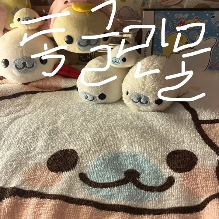 [BUNJANG] Mamegoma Classic Towel Table Mat Wall Decor / 고전 마메고마 타월 벽꾸 방꾸 테이블매트활용