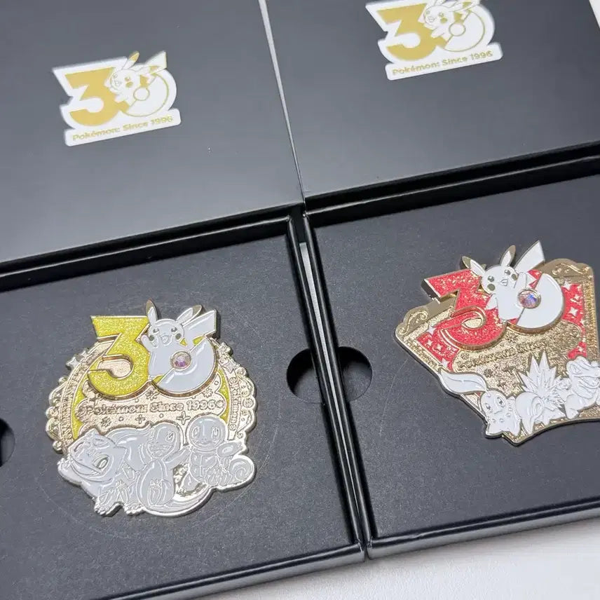 [BUNJANG] Pokemon 30th Anniversary Badge Bundle Set / 포켓몬 30주년 뱃지 3월 4월 일괄