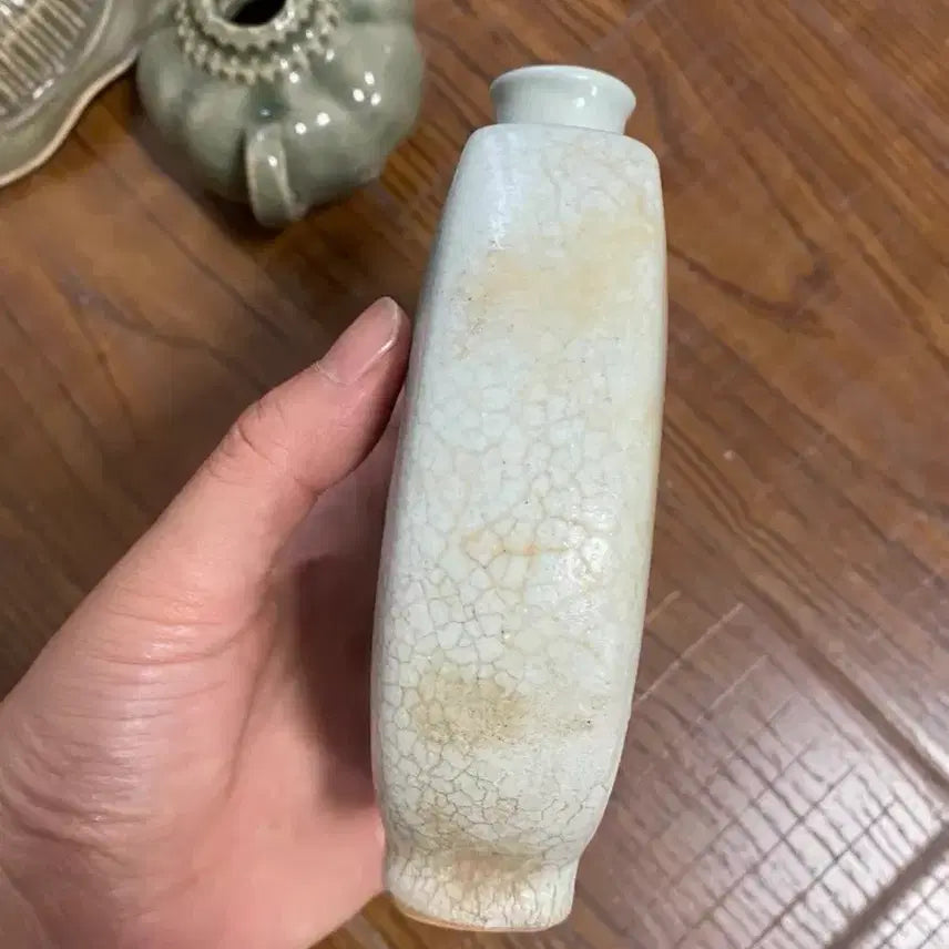 [BUNJANG] Authentic Late Qing Dynasty Longquan Celadon White Glaze Vase / 진품 청나라후기 용천요백유(운송시간13일)