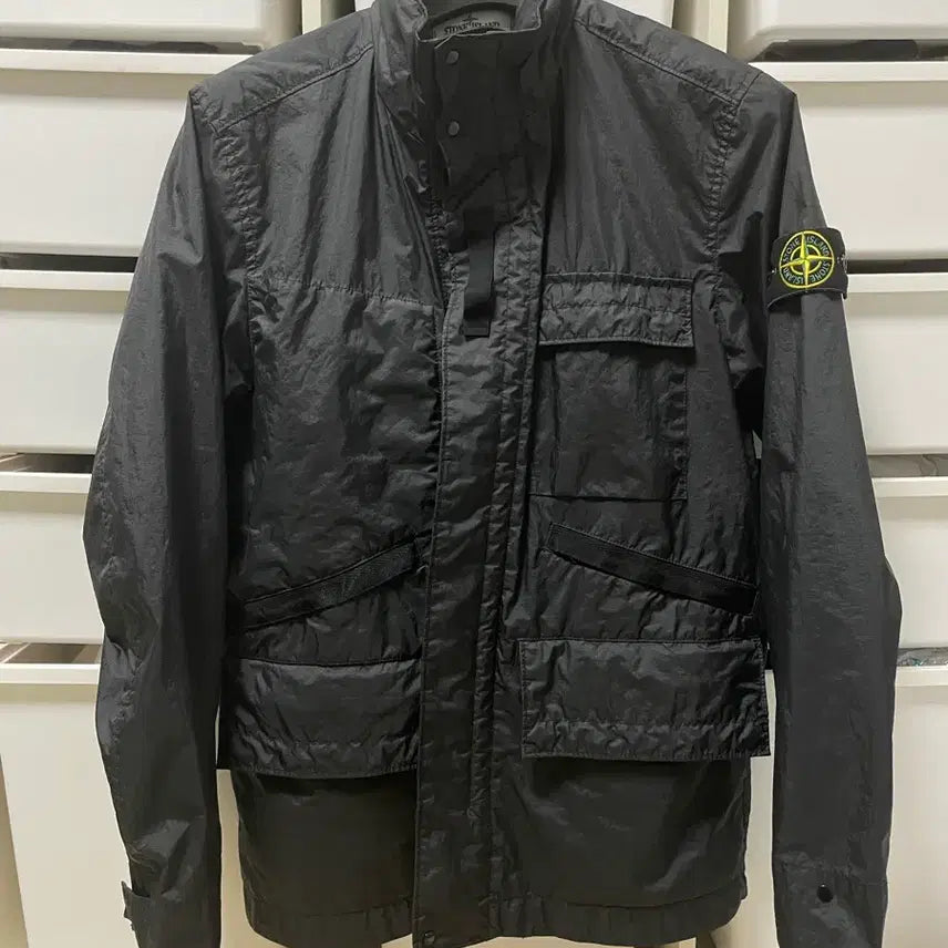 [SOLD OUT] 스톤아일랜드 22ss 멤브라나 3l tc 바람막이 판매