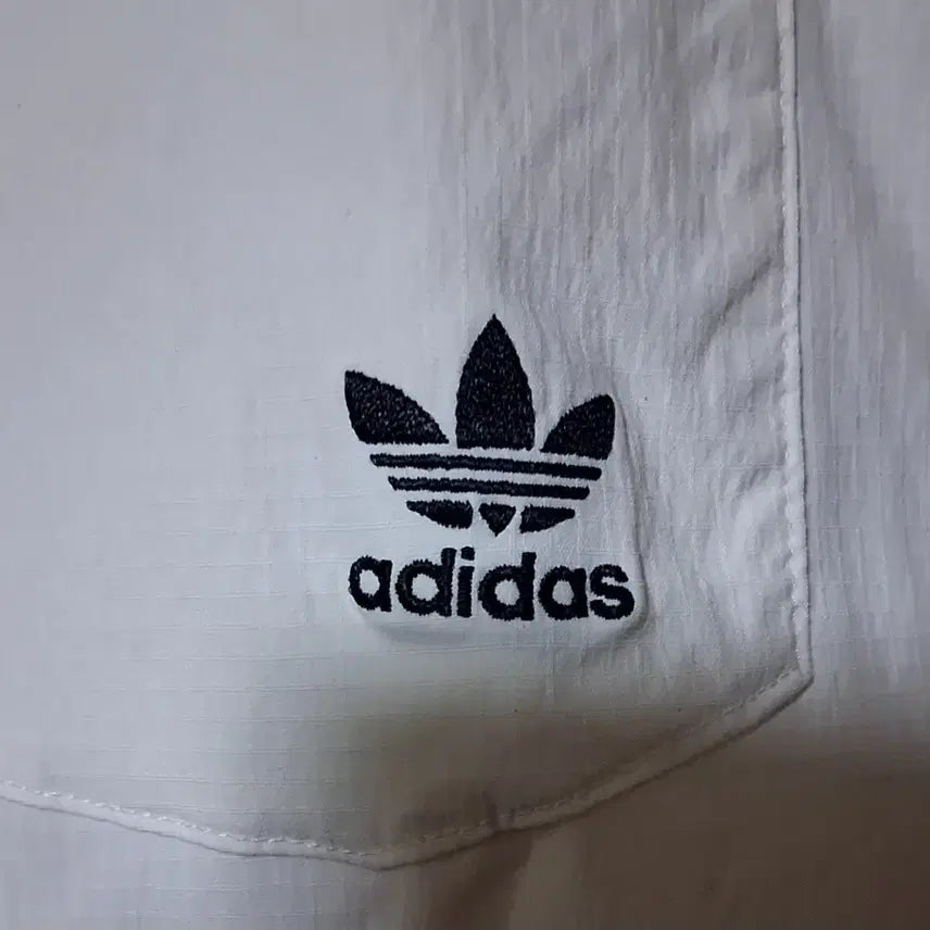 [BUNJANG] Adidas White Short Sleeve Shirt / 아디다스 화이트 반팔 셔츠