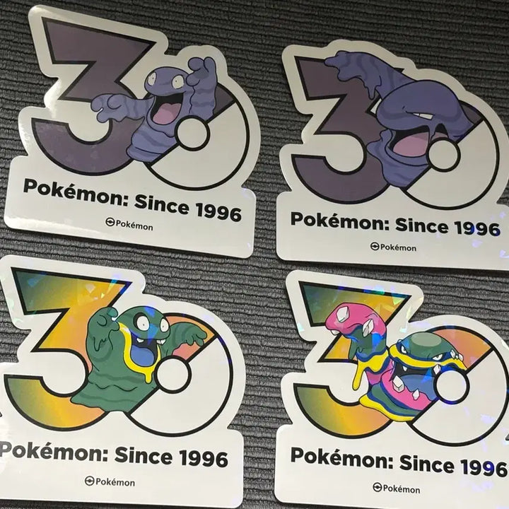 [BUNJANG] Pokemon 30th Anniversary Seongsu Pop-Up Stickers - Ditto Normal &amp; Alola / 포켓몬 성수 팝업 30주년 스티커 일반 &amp; 알로라 질퍽이, 질뻐기