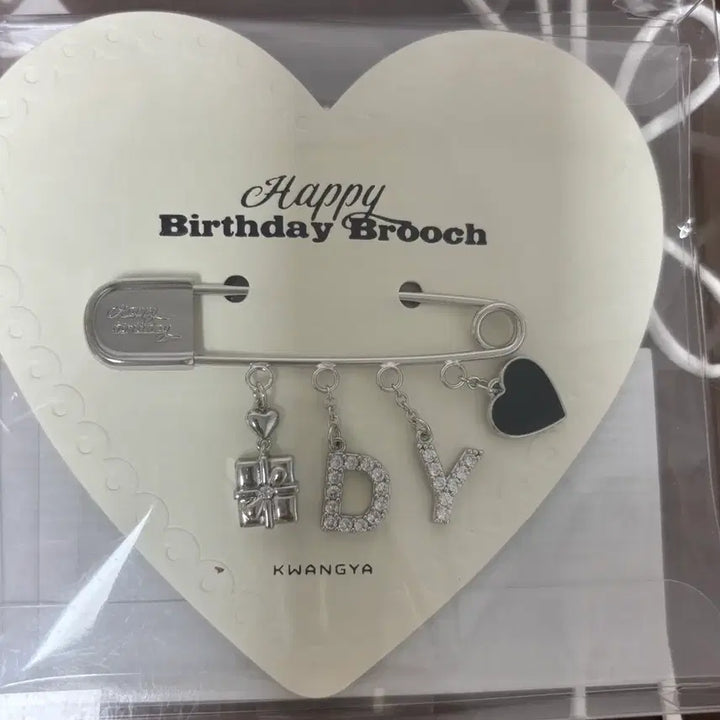 [BUNJANG] NCT Doyoung Birthday Brooch / 엔시티 도영 생일 브로치
