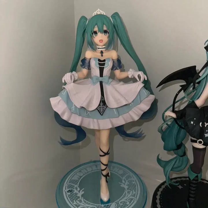 [BUNJANG] Hatsune Miku Wonderland Cinderella Figure / 하츠네 미쿠 원더랜드 신데렐라
