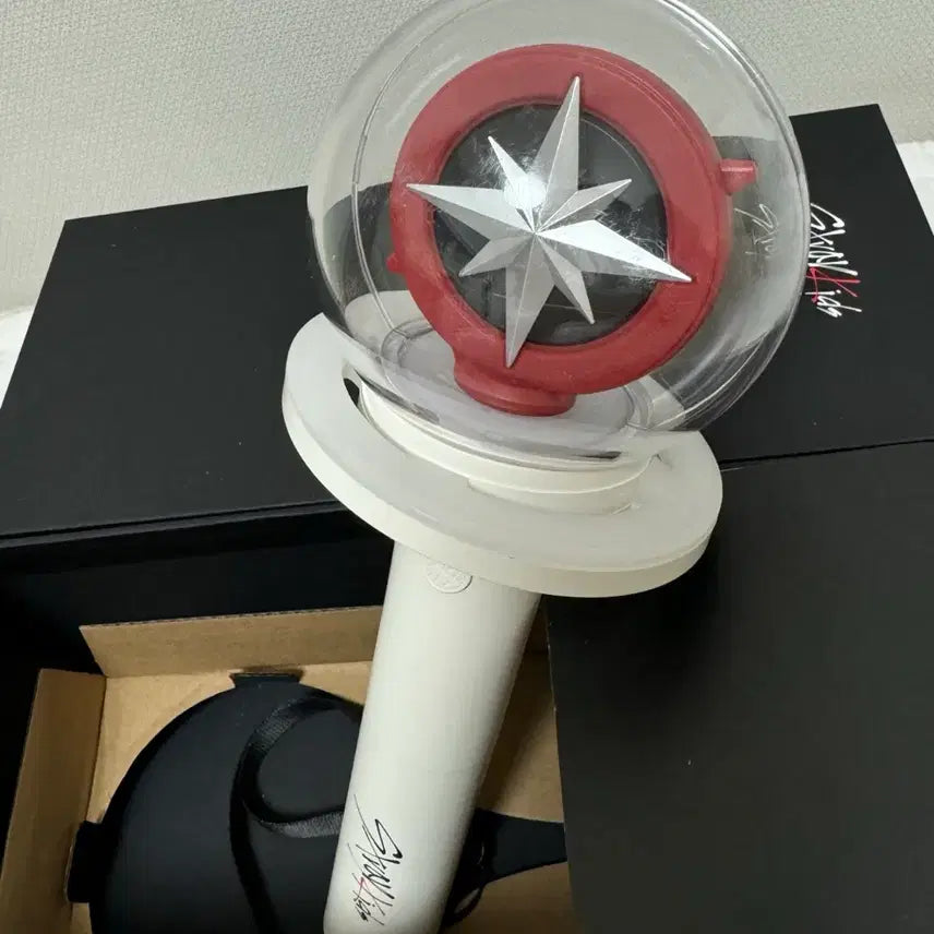 [BUNJANG] Stray Kids Official Light Stick Ver. 2 / skz응원봉 버전2 나침봉
