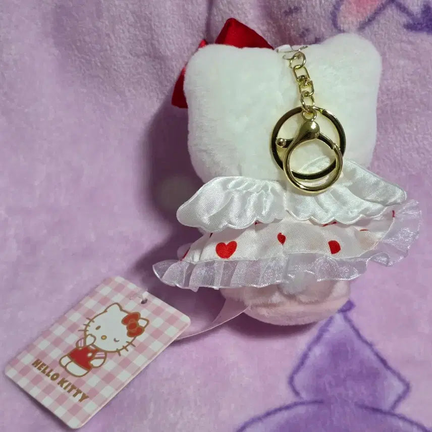 [BUNJANG] Sanrio Hello Kitty Heart Plush Keyring / 산리오 헬로키티 하트 인형 키링