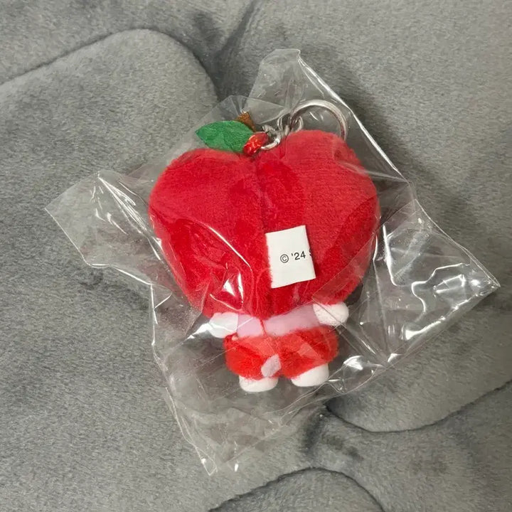 [BUNJANG] Sanrio Chibi-Tomo Apple Kitty Keychain / 산리오 치비토모 사과 키티 키링 과일
