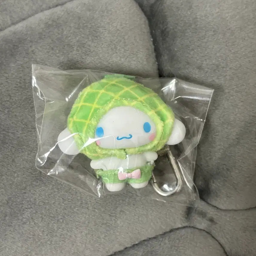 [BUNJANG] Sanrio Chibi-tomo Cinnamoroll Melon Fruit Charm / 산리오 치비토모 시나모롤 메론 과일 인형 키링