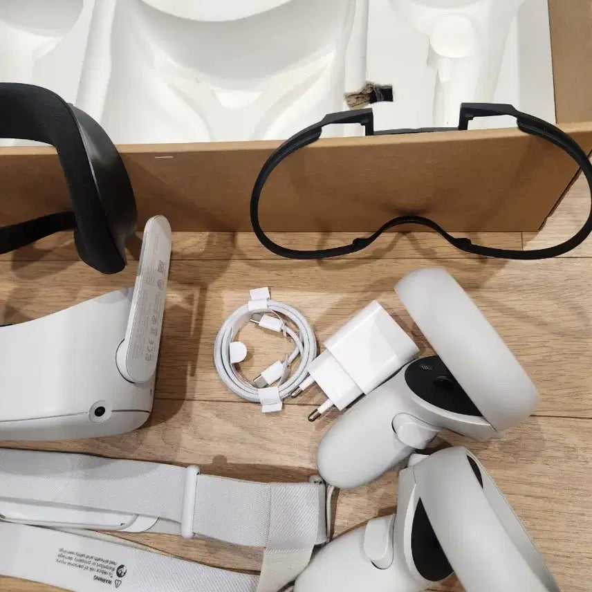 [BUNJANG] Meta Quest 2 Full Set VR System / 메타퀘스트2 풀세트 신형 VR 스팀 PC게임 나혼산 오큘러스 게임기