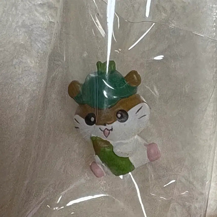 [BUNJANG] Vintage Sanrio Kuririn Good Luck Charm Mini Figure / 고전 산리오 쿠리링 행운부적 미니 피규어