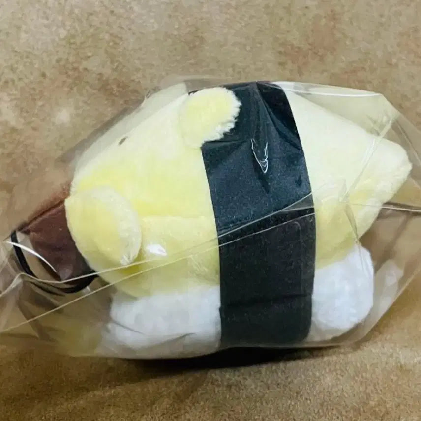 [BUNJANG] Sanrio Pompompurin Chubby Sushi Mascot Doll Keyring / 산리오 폼폼푸린 뚱땡이 초밥 마스코트 인형 키링 돼지 덩어리 비만