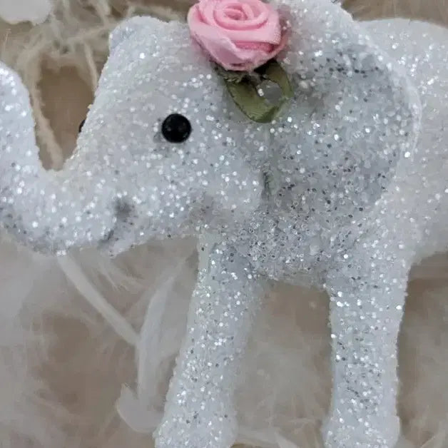 [BUNJANG] Sparkly Elephant Ornament with Pink Flower Accent / 반짝이 코끼리 장식품 핑크꽃 장식 수입 쉐비 오너먼트