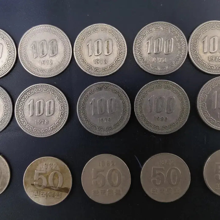 [BUNJANG] Vintage Korean Coin Collection (1971-1982) - 100 Won &amp; 50 Won / 구도안 100원 50원(1971년~1982년) 빈티지 동전 모음