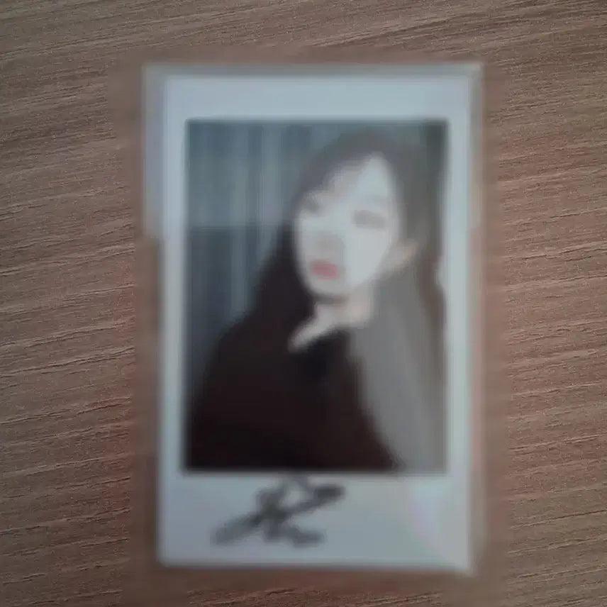 [BUNJANG] NMIXX Haewon Everline Lucky Draw Autographed Polaroid / 엔믹스 해원 에버라인 당첨 친필 싸인 폴라