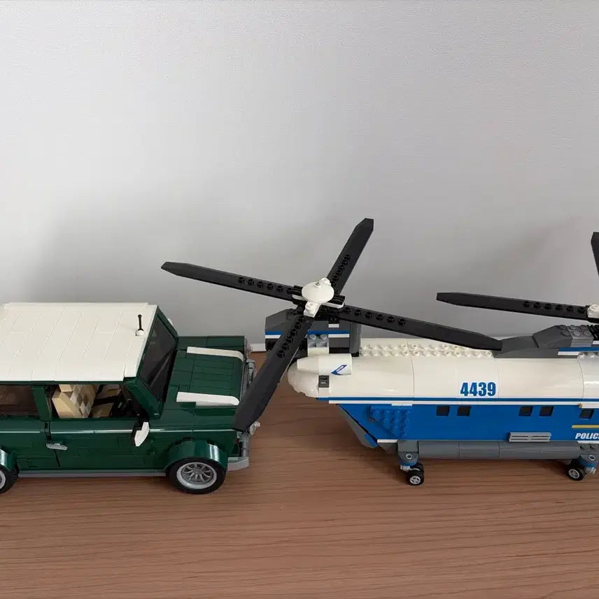 [BUNJANG] LEGO Original Mini Cooper &amp; Police Helicopter Bundle Set / 레고 정품 미니쿠퍼 + 헬기 일괄