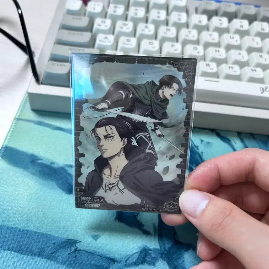 [BUNJANG] Attack on Titan Levi &amp; Eren Photocard / 진격의 거인 리바이 &amp; 에렌 포토카드