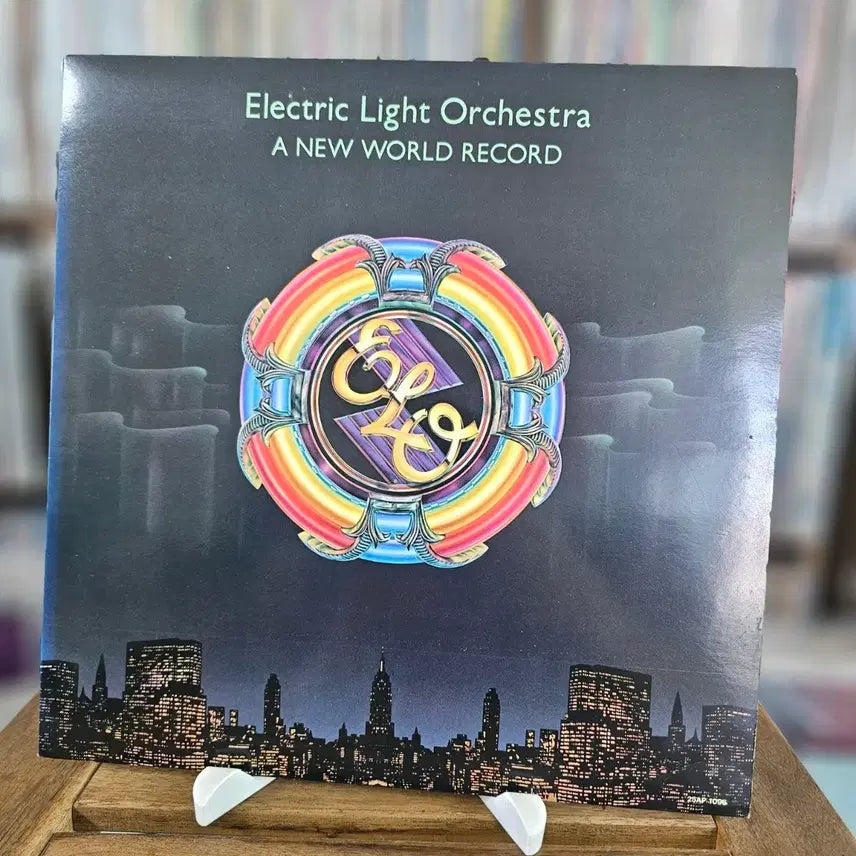 [BUNJANG] Electric Light Orchestra (ELO) "A New World Record" LP (Reissue) / (영국 록 밴드, 일렉트릭 라이트 오케스트라, 6집) ELO LP