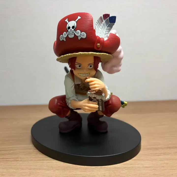 [BUNJANG] One Piece Shanks Childhood Chocolate Figure / 원피스 샹크스 유년기 초콜릿 피규어