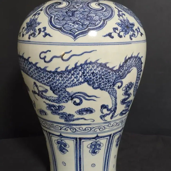 [BUNJANG] Blue and White Porcelain Vase with Dragon and Cloud Motif / 청화백자운용문매병 과 선덕운용문매병 2점