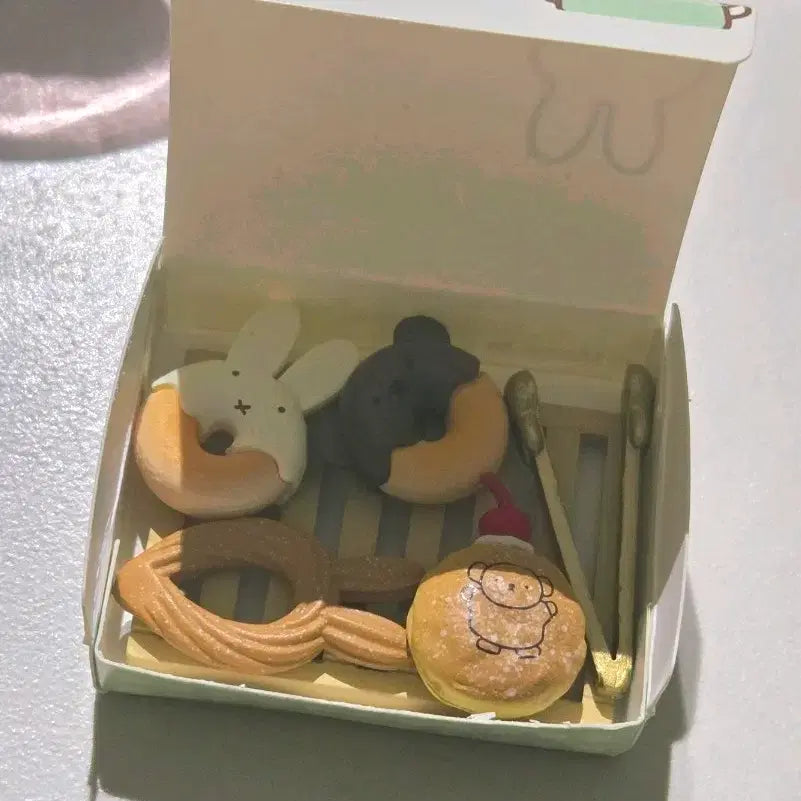 [BUNJANG] Miffy Liement Sweet Shop Miniature Figure Set / 미피 리멘트 스위트샵 미니어처 피규어 세트