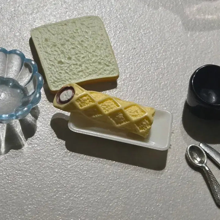 [BUNJANG] Miffy Liement Sweet Shop Miniature Figure Set / 미피 리멘트 스위트샵 미니어처 피규어 세트