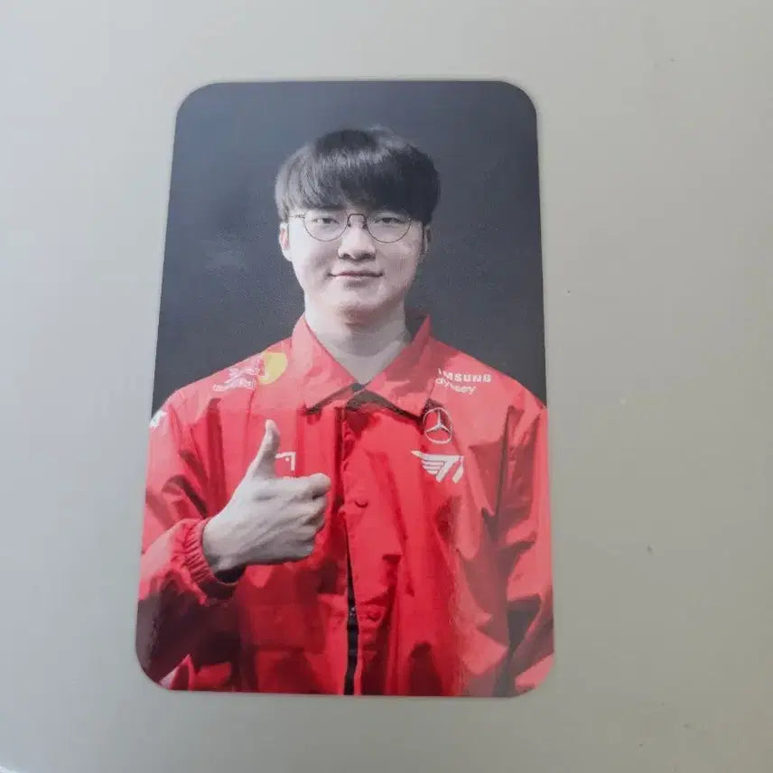 [SOLD OUT] t1 티원 2025 페이커 pom 한정 포토카드 티원존