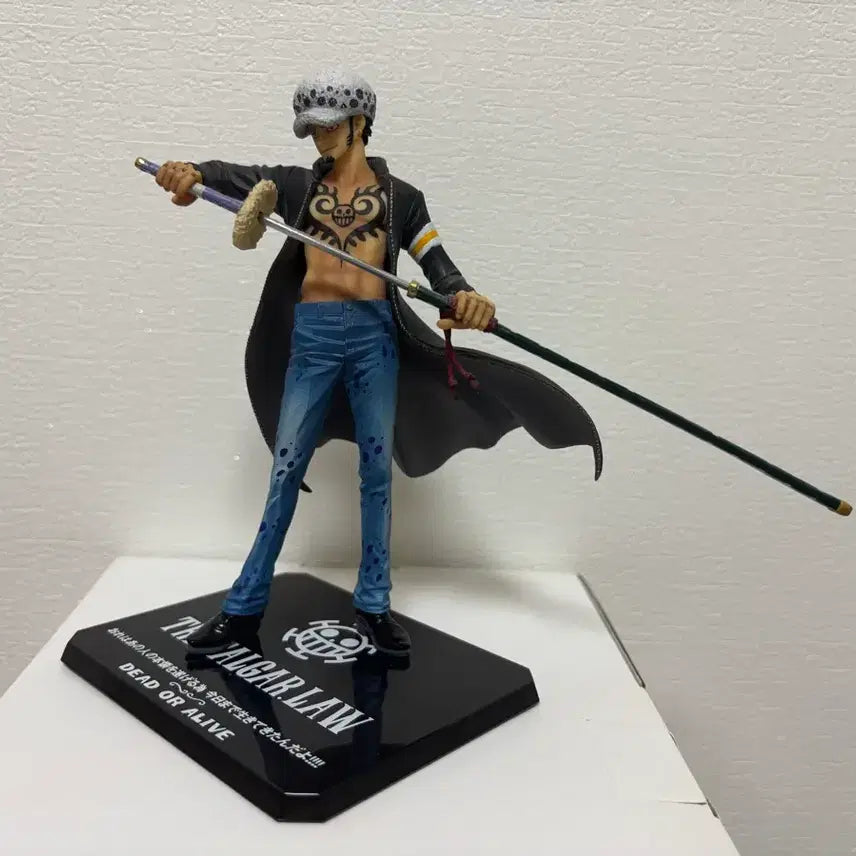 [BUNJANG] One Piece Trafalgar Law Figuarts ZERO Figure / 원피스 트라팔가 로우 피겨아츠 제로 피규어 판매합니다