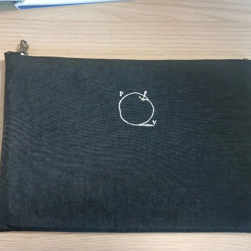 [BUNJANG] Point of View Pouch / 포인트 오브 뷰 파우치