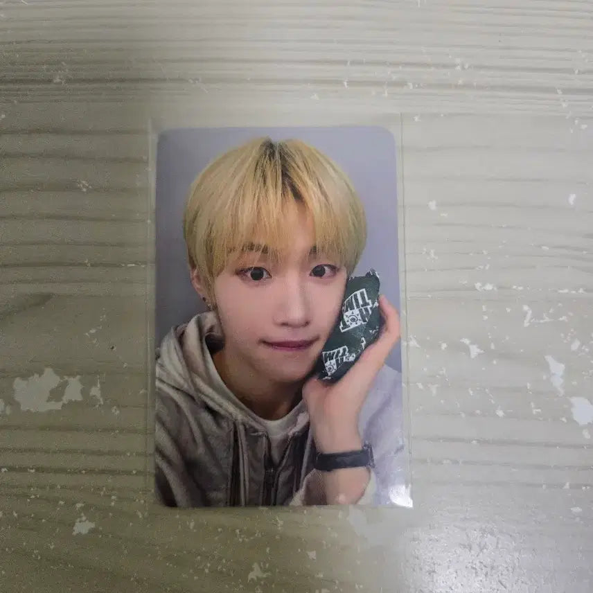 [BUNJANG] TUNE US SiHwan Debut Showcase Photocard / 튜넥스 시환 데뷔 쇼케이스 포카