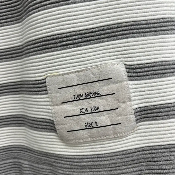 [BUNJANG] Thom Browne Striped Armband Shorts / [2]톰브라운 사선완장 반바지