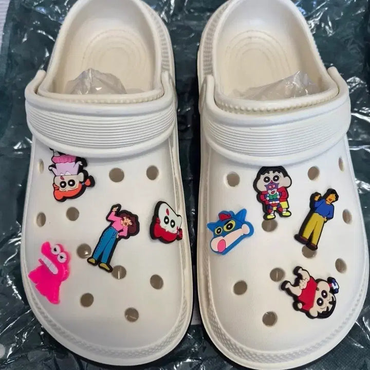 [BUNJANG] Crayon Shin-chan Jibbitz Sandals / 짱구 샌들 짱구 슬리퍼 짱구 지비츠( 245~250) 새상품