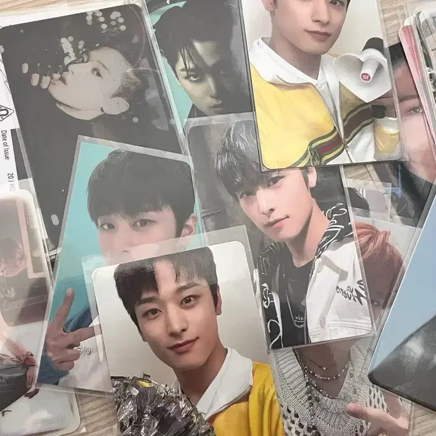 [BUNJANG] The Boyz Juyeon Hyunjae Bundle Set Photocards / 33장 일괄 더보이즈 주연 현재 위주 포카