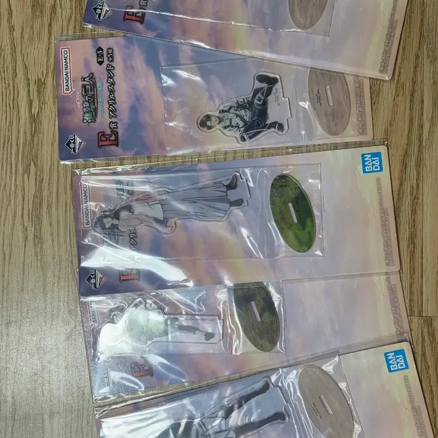 [BUNJANG] Attack on Titan Ichiban Kuji E Prize Acrylic Stands Set / 제일복권 진격의거인 아크릴 e상 일괄