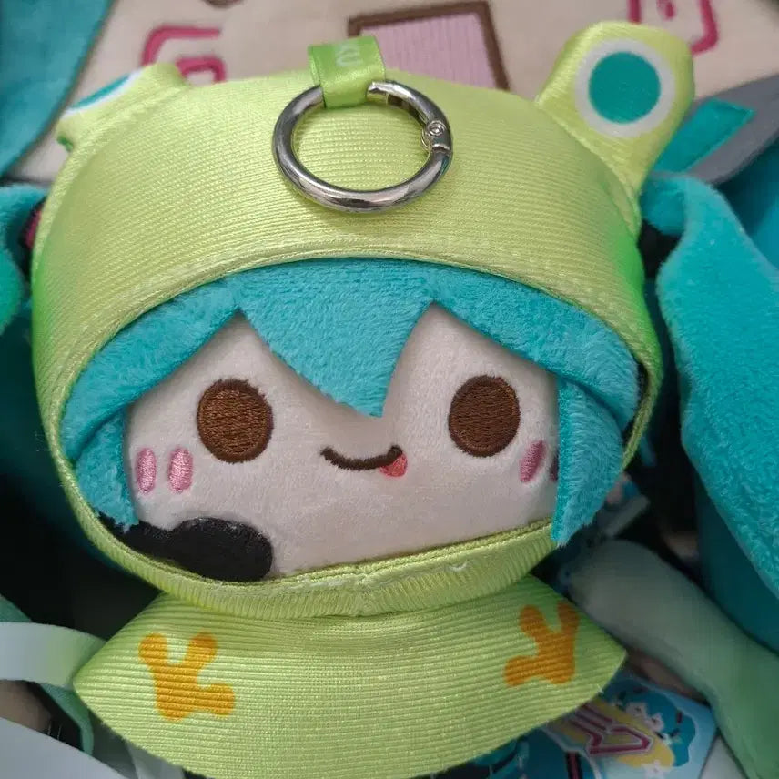 [BUNJANG] Hatsune Miku Raincoat Plush Doll / 미쿠 우비 인형 하츠네 미쿠