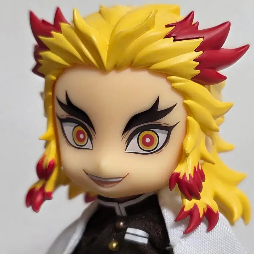 [BUNJANG] Demon Slayer Kyojuro Rengoku Nendoroid Doll / 귀멸의 칼날 렌고쿠 쿄쥬로 넨도로이드돌