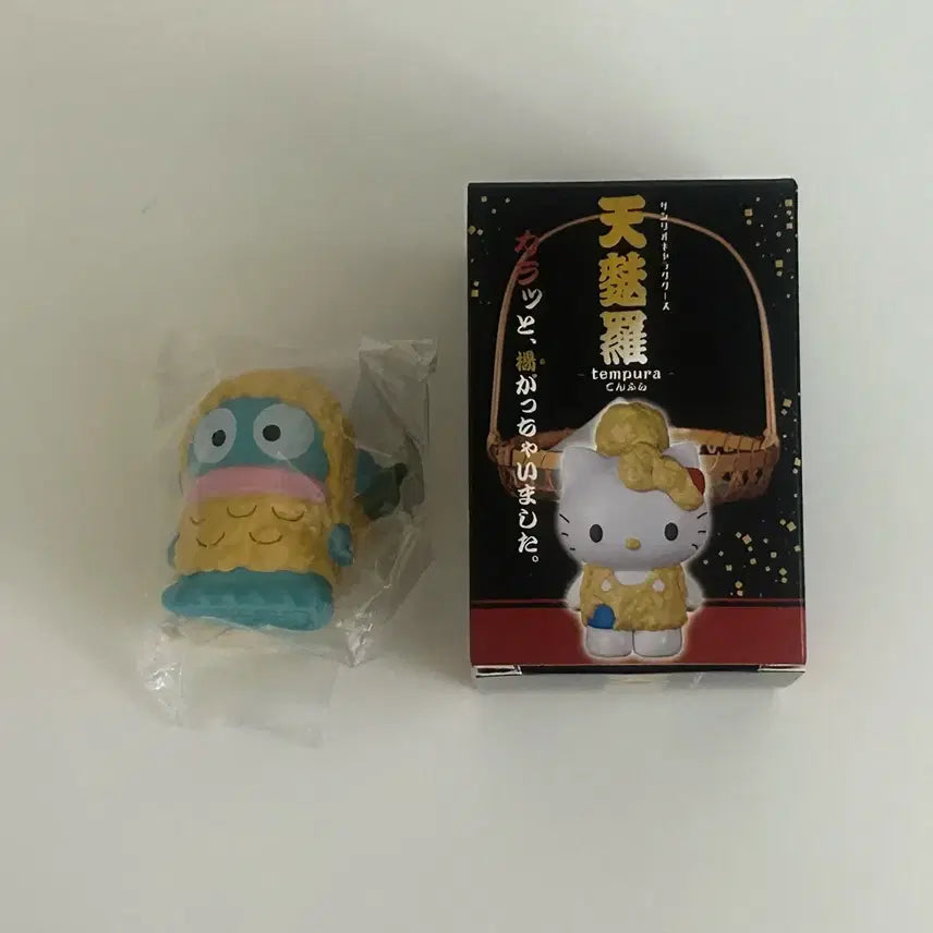 [BUNJANG] Sanrio Hello Kitty Fried Mascot Figure / 산리오 헬로키티 튀김 마스코트 피규어