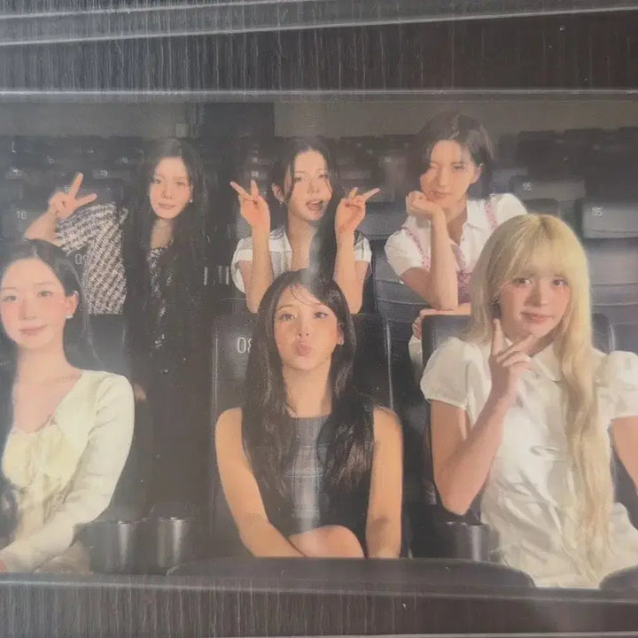 [BUNJANG] NMIXX Lotte Cinema Bundle Photocards / 엔믹스 롯데 시네마 포토카드 일괄 판매합니다