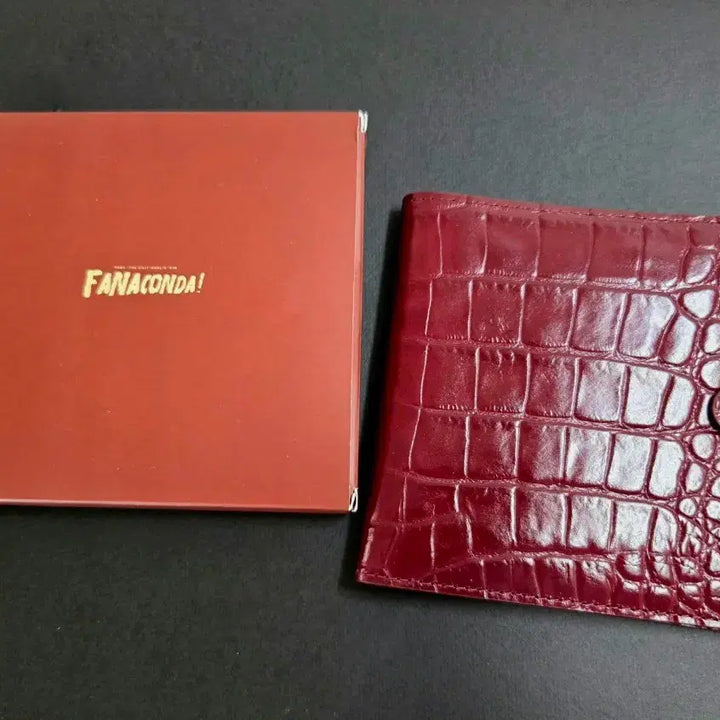 [BUNJANG] Hwanna Fanaconda Limited Edition Album Signed / 화나 fanaconda 한정판 앨범 친필 사인 / fana 화나콘다 힙합