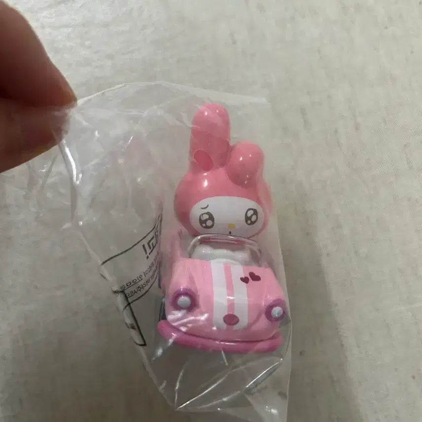 [BUNJANG] Sanrio My Melody Pink Car Figure / 산리오 마이멜로디 핑크 자동차 피규어